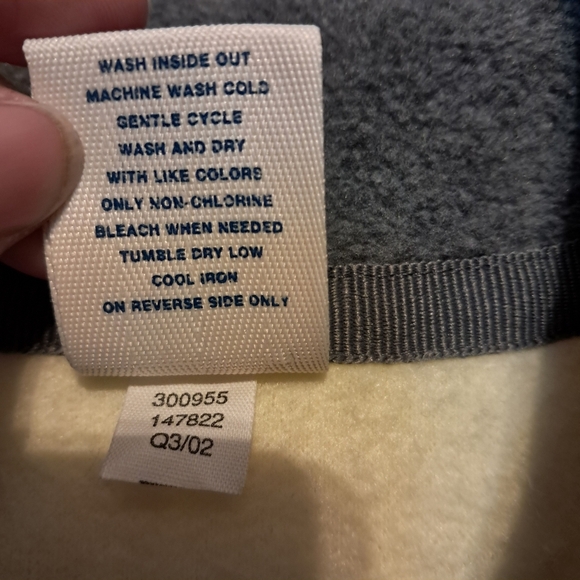 Old Navy Vest Womens Medium Yellow Zip Up Lightweight Fleece Outdoor Casual Vest - Picture 8 of 8